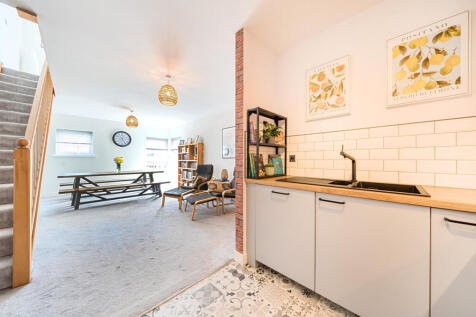 6-6822289e2e8e0-1...