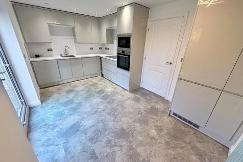Devonshire Close, Elloughton photo 3