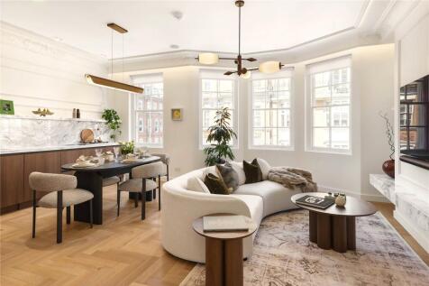 Kitchen / Living