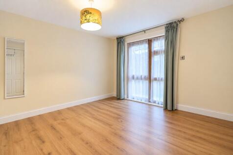 Shapland Way, Palmers Green, N13 4EZ photo 4
