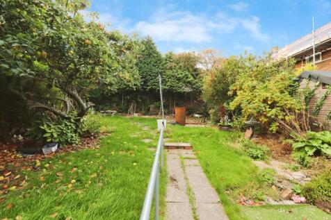 Rotherham, S61 - property photo