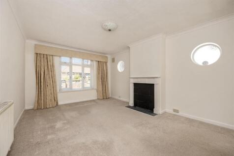 Sitting/Dining Room