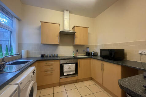 KItchen straighter