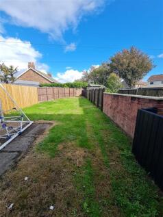10 Carmyle Place Garden.jpg