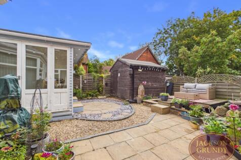 Chewton Close