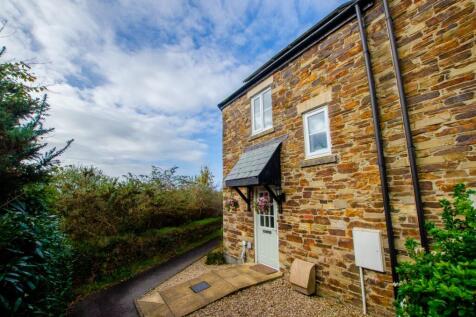 17 Gwithian Road TPS Bodmin 01208 74182-03