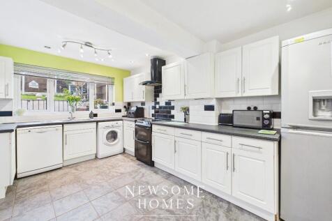 Kitchen/Breakfast RM