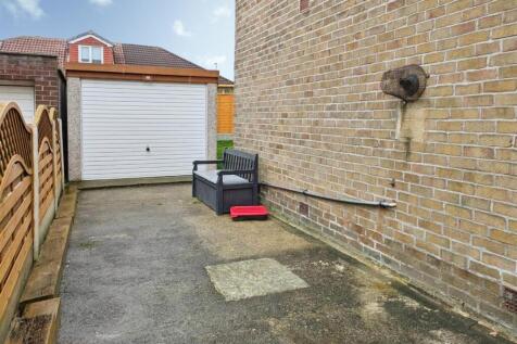 Driveway &amp; Garage