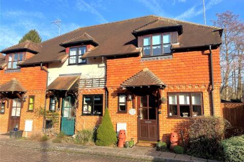 2-bed semi-detached on Rowcliffe Springs, The Street, Hascombe, Surrey, GU8, £1,550/mo