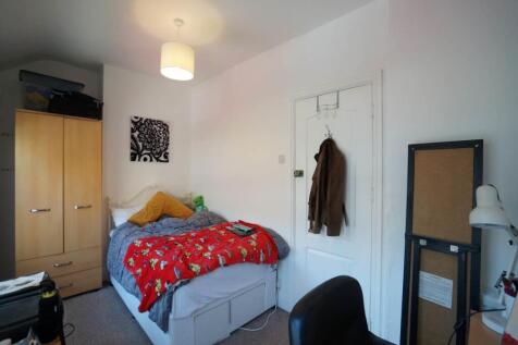Bedroom 4.JPG