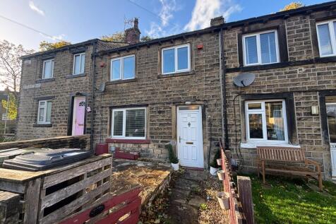 1 Bedroom House in HD4 6LD