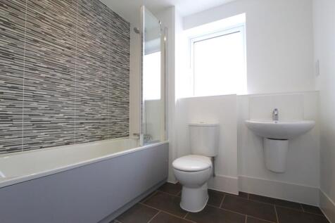 Bathroom.JPG