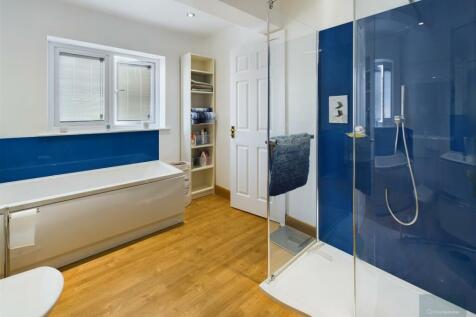 CAM02558G0-PR0218-ST