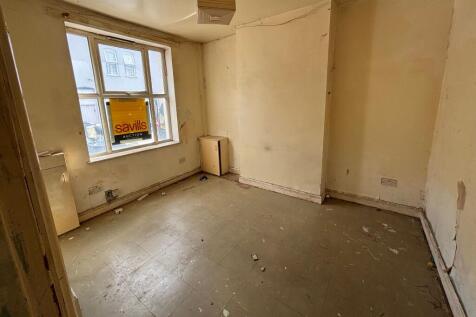 48 Thorpe Road, Walsall, West Midlands, WS1 4BU