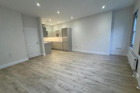 87 Putney High Street, Putney photo 3