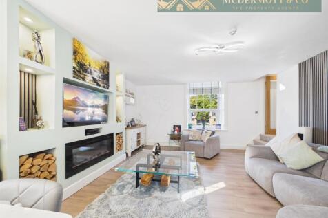 Open plan Lounge