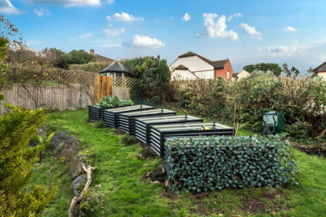 1376717-41-6924f4...