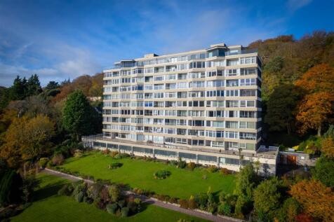29 Glyn Garth Court-19.jpg