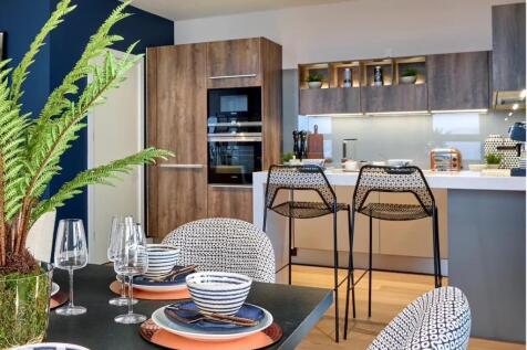 3 Bed Apartment to rent, Brogan House,  St. Josephs Street, London photo 2