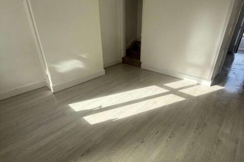 Midland Road photo 4