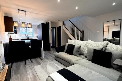 Kitchen/Living Room