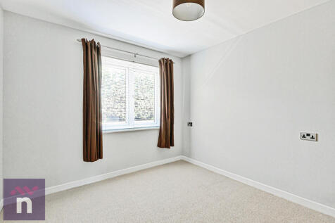 Gemini Close, Golden Valley, Cheltenham, GL51 photo 4