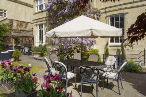 Beautiful Family Garden