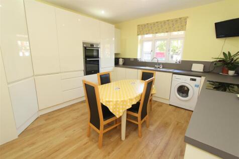 ANNEX KIT-BREAKFAST.JPG