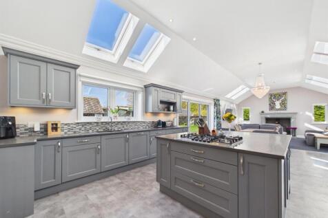 CAM01486G0-PR1047-STILL001.jpg