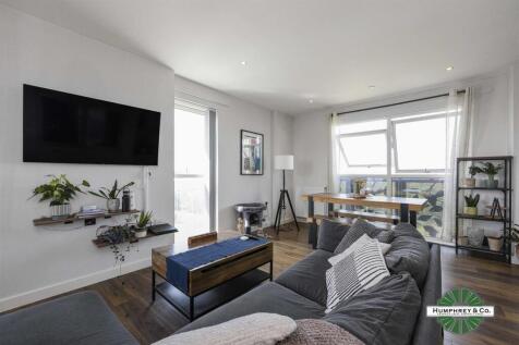 Flat 17 Dunedin Road 142 Siskin Apartments -013.JP