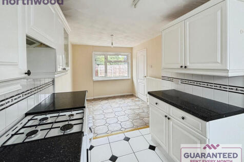 Dinas, Acrefair, LL14 photo 5