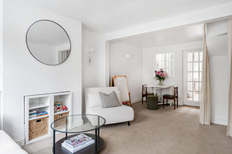 Living Room / Dining Room