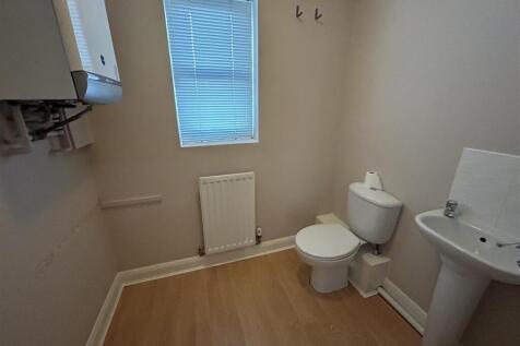 UTILITY ROOM &amp; WC