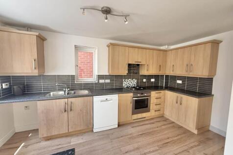 Priory Grove, Langstone, Newport photo 4