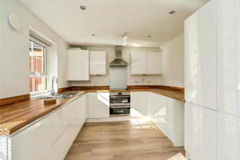 Tern Crescent, Bosham, Chichester, West Sussex, PO18 photo 3