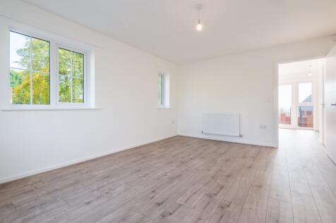 2 Ravensmoor Road, Werrington, ST9 photo 4
