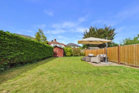 Presented by Clinton at EweMove Bexleyheath and Da
