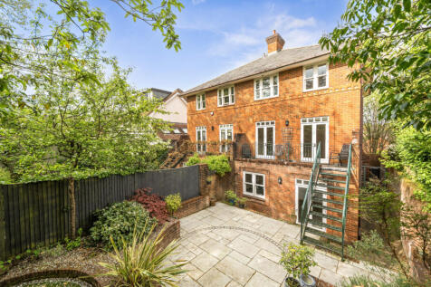 1446819-7-69e63db...