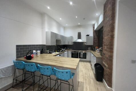9-bed house on Watkinson Street House 30, City Centre, Liverpool, £680/mo