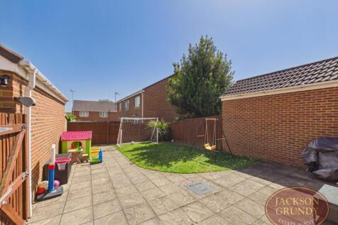 Crome Close