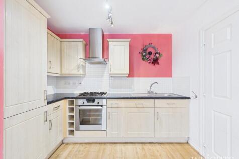 Eddington Crescent, Welwyn Garden City photo 4