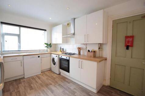 27/28 - West Parade - Student House photo 4