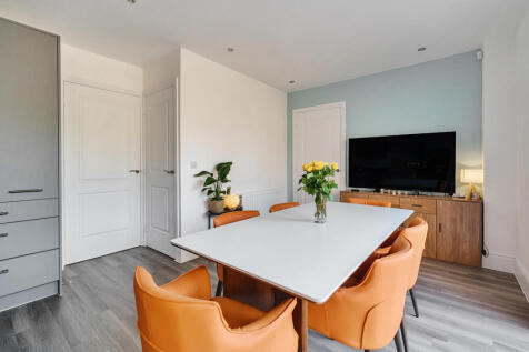 21-681b2dd2b98c3-...