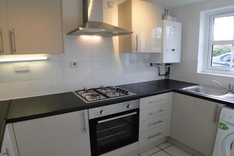 RE-FITTED KITCHEN