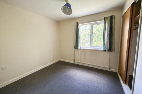 Detached 4 Bedroom House