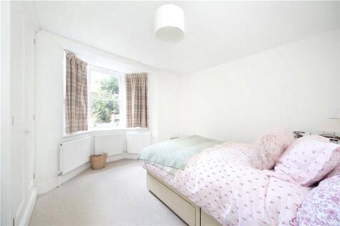 property in Wandsworth Common West Side, 
Wandsworth, SW18