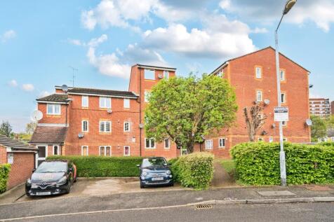 London, SE8 - property photo