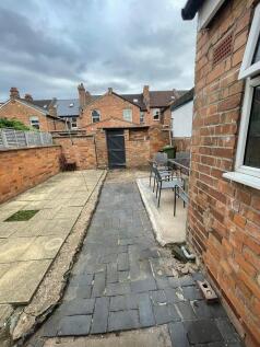 Charlotte Street, Leamington Spa, Warwickshire, CV31 photo 4