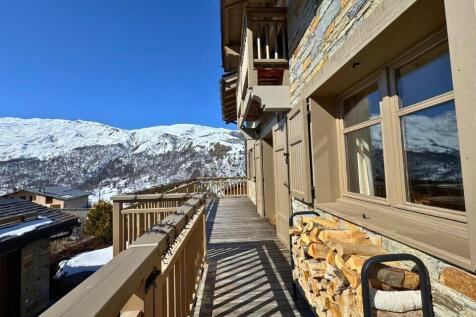 Prestigious 4 bedroo