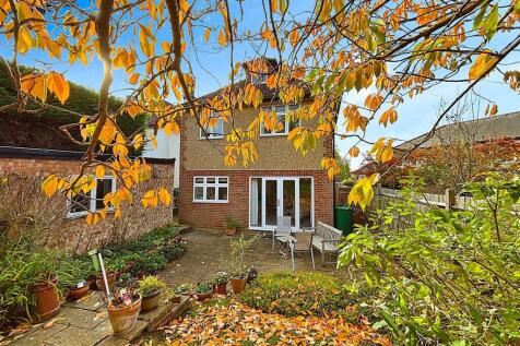 ff4af619-Photo 2011-4-25 2C 2011 2032 2049.jpg